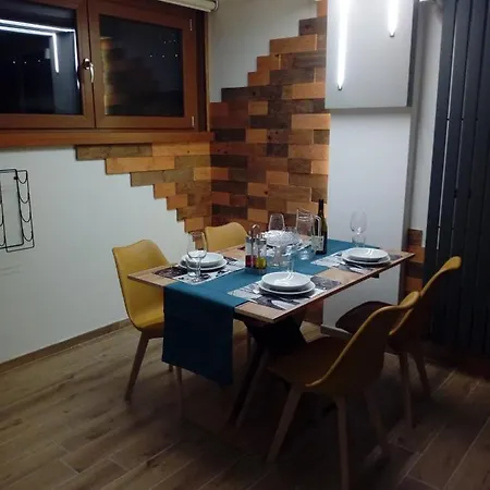 Bilocale Funivie Lägenhet *